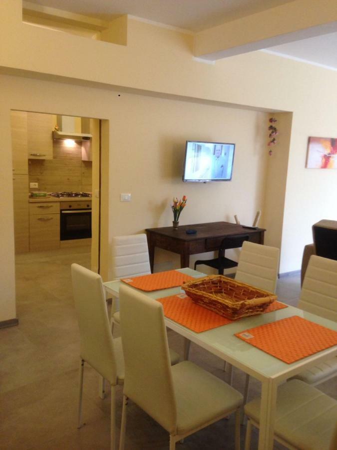 Ferienwohnung A Casa Di Fede LʼAquila Exterior foto